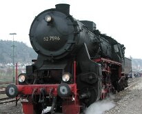 52 7596 bei Lokparade Foto: 19. April 2003 / 30 Jahre Eisenbahnfreunde Zollernbahn / Horb