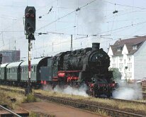58 311 04.06.2000 / 30 Jahre Dampfeisenbahn-Verein Darmstadt-Kranichstein / auf Pendelfahrten
